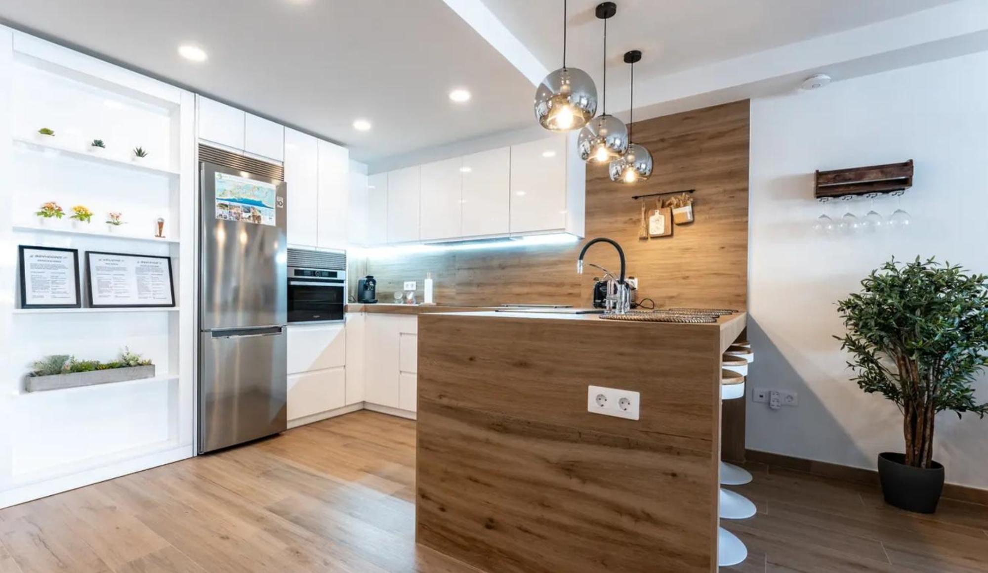 Apartamento Boutique Miramar Playa, Garaje Opcional Фуэнхирола Экстерьер фото