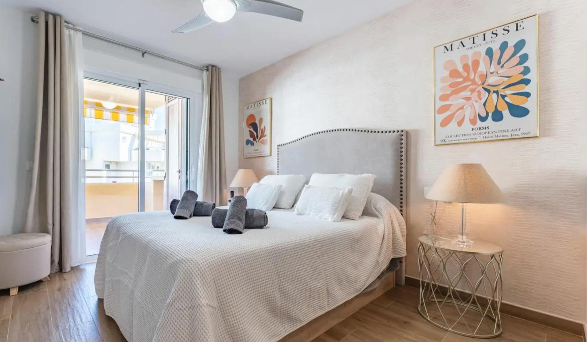 Apartamento Boutique Miramar Playa, Garaje Opcional Фуэнхирола Экстерьер фото